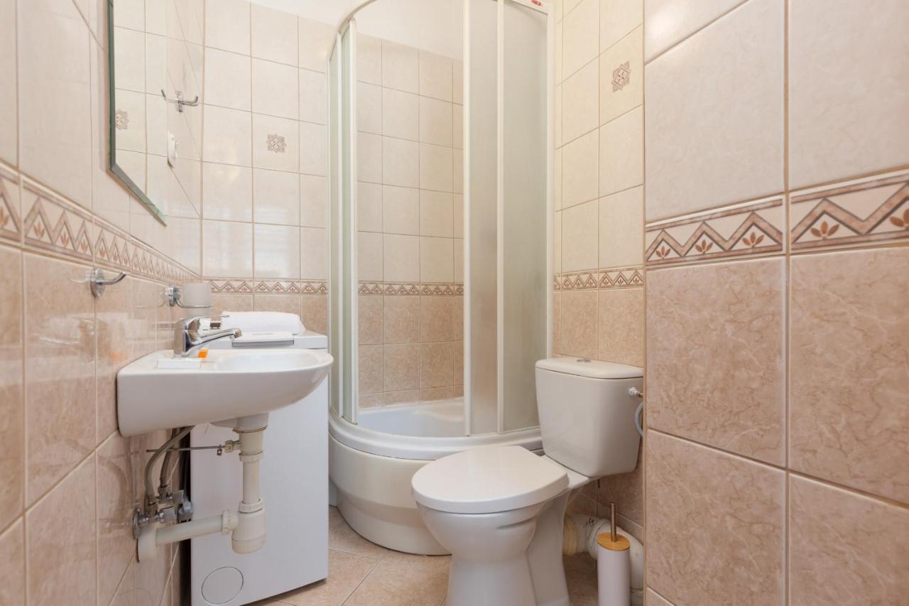 Metro Politechnika Studio Konstytucji By Renters Apartman Varsó Kültér fotó